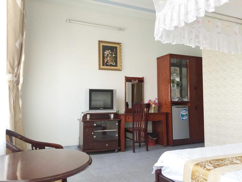 Hoa Anh Dao Hotel Tuy Hoa Exterior foto