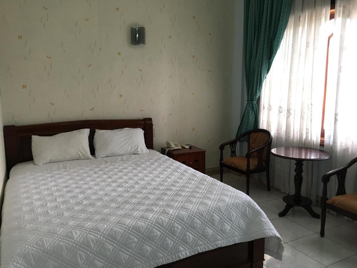 Hoa Anh Dao Hotel Tuy Hoa Exterior foto